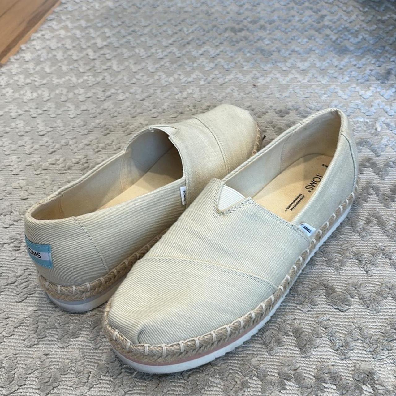 Toms pearlized metallic on sale canvas women's espadrilles