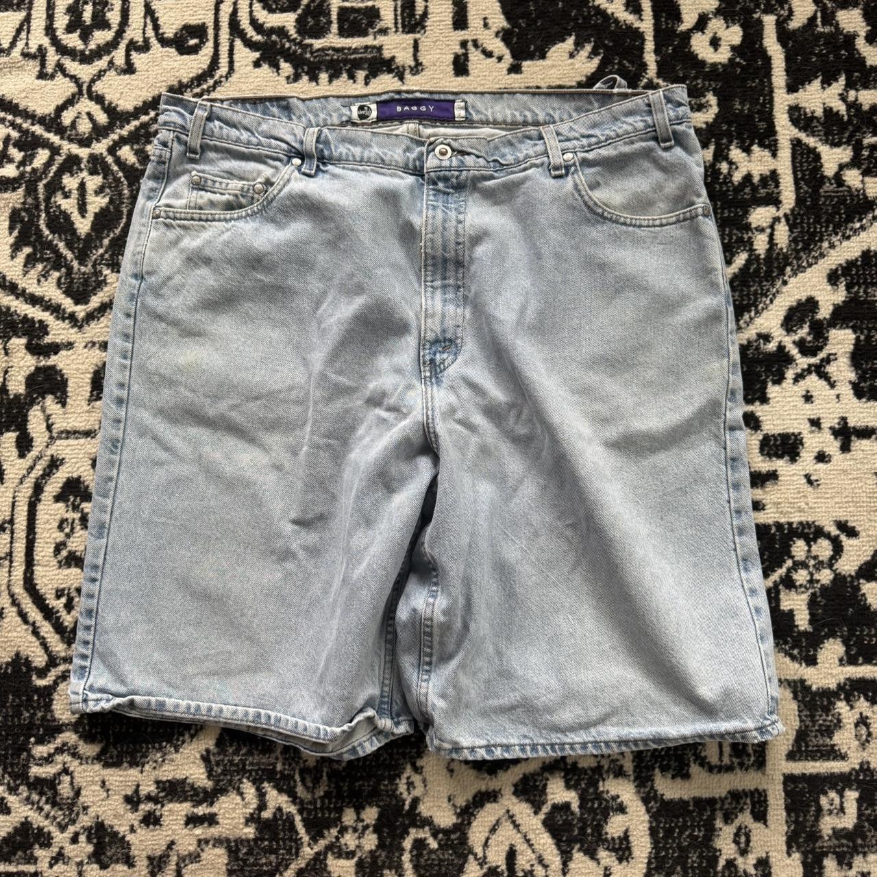 item listed by 607vintage_