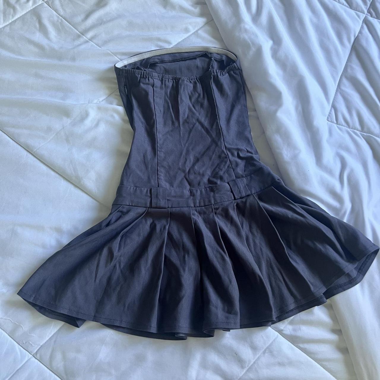 PAYODA BANDEAU MINI DRESS IN DARK GREY MOTEL - Depop