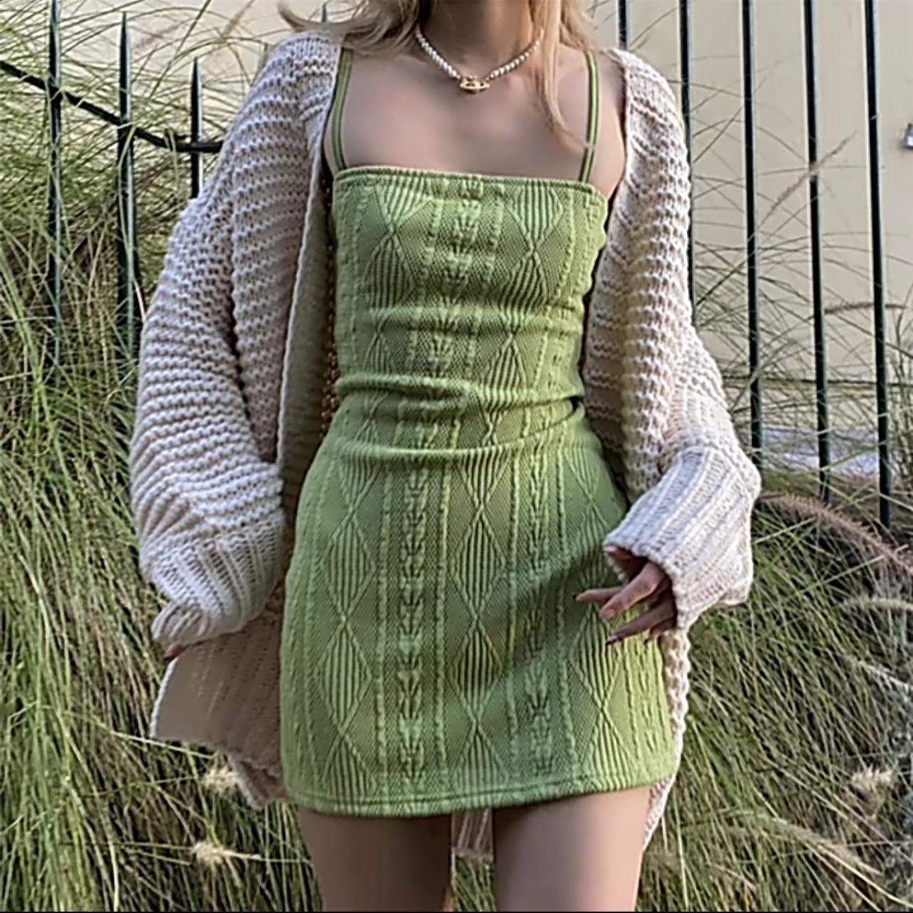beautiful green body con dress nwt try on only too... - Depop