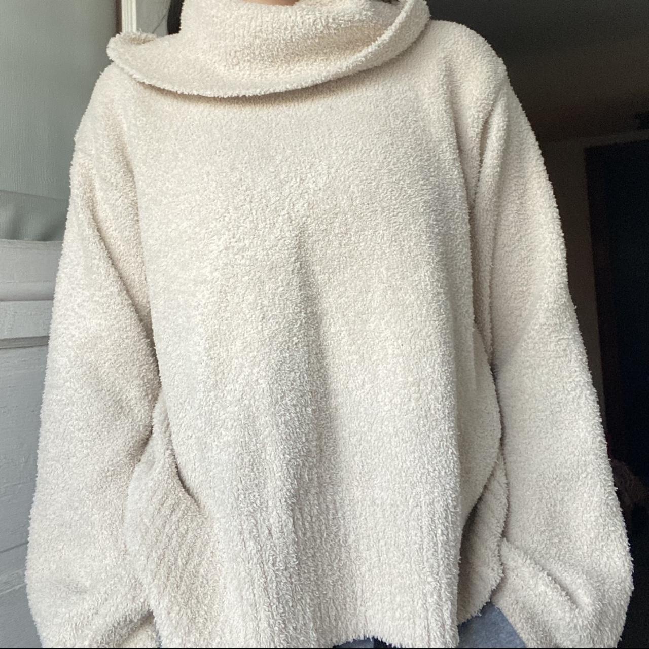 Super cozy Jessica Simpson sweater Great for winter... - Depop