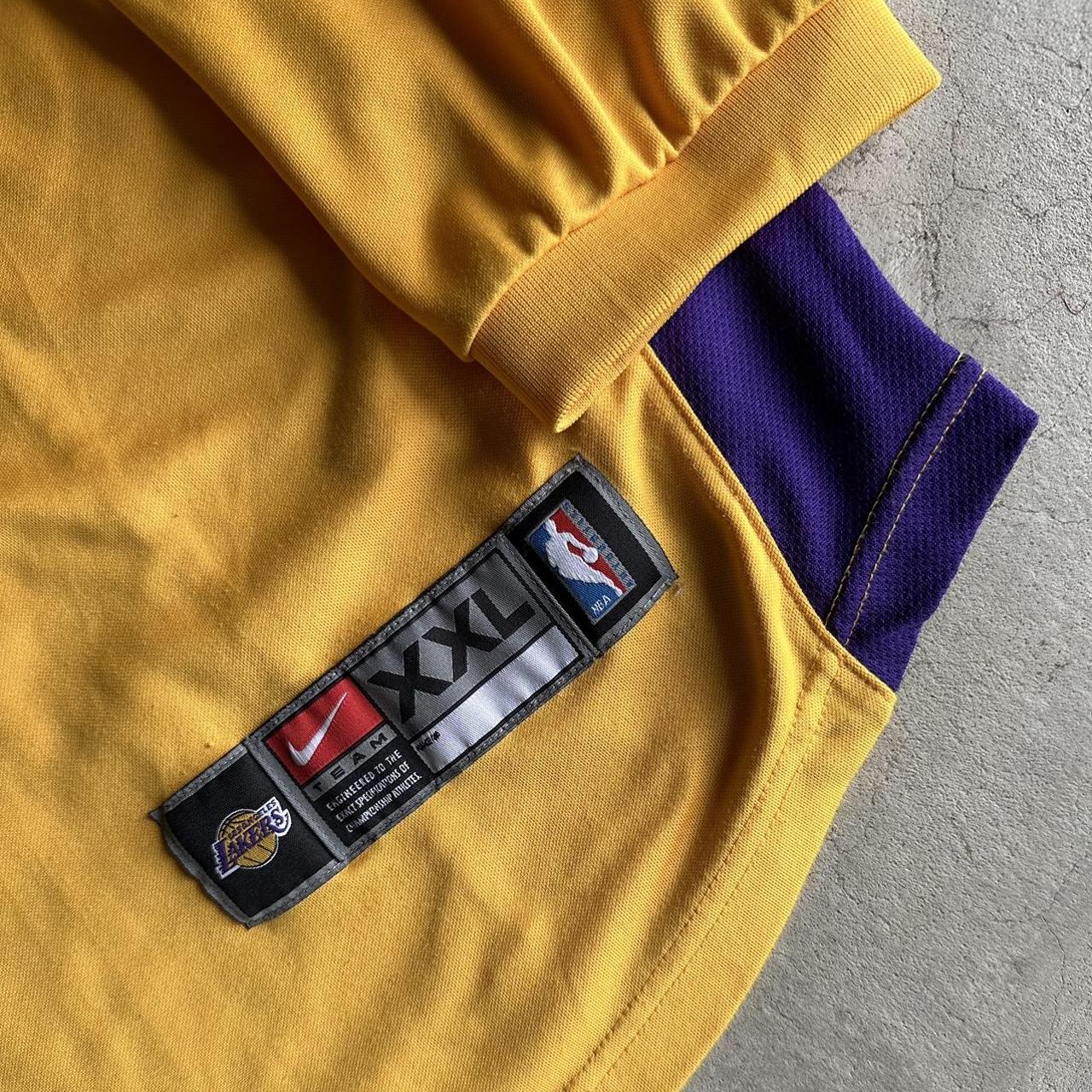 Vintage 90s nike lakers pullover Nike team warm up - Depop