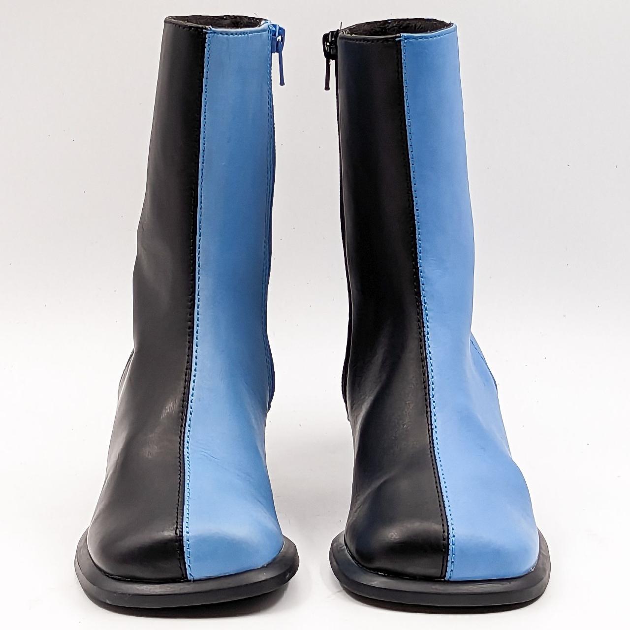 Camper best sale blue boots