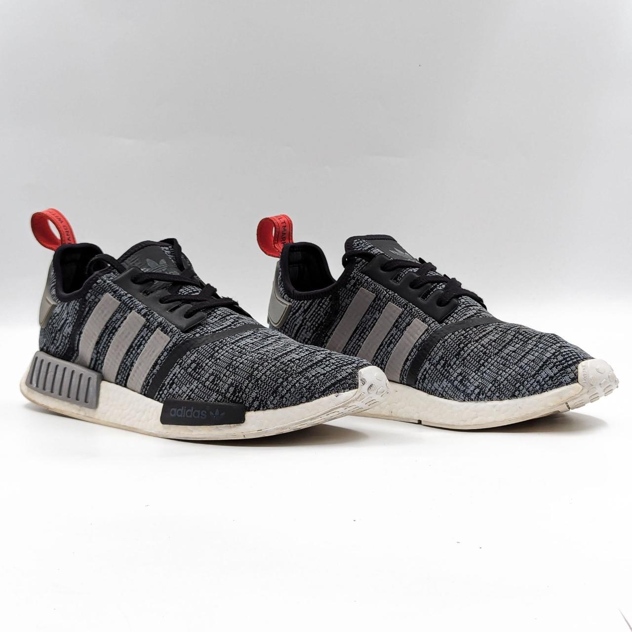 Adidas nmd glitch online