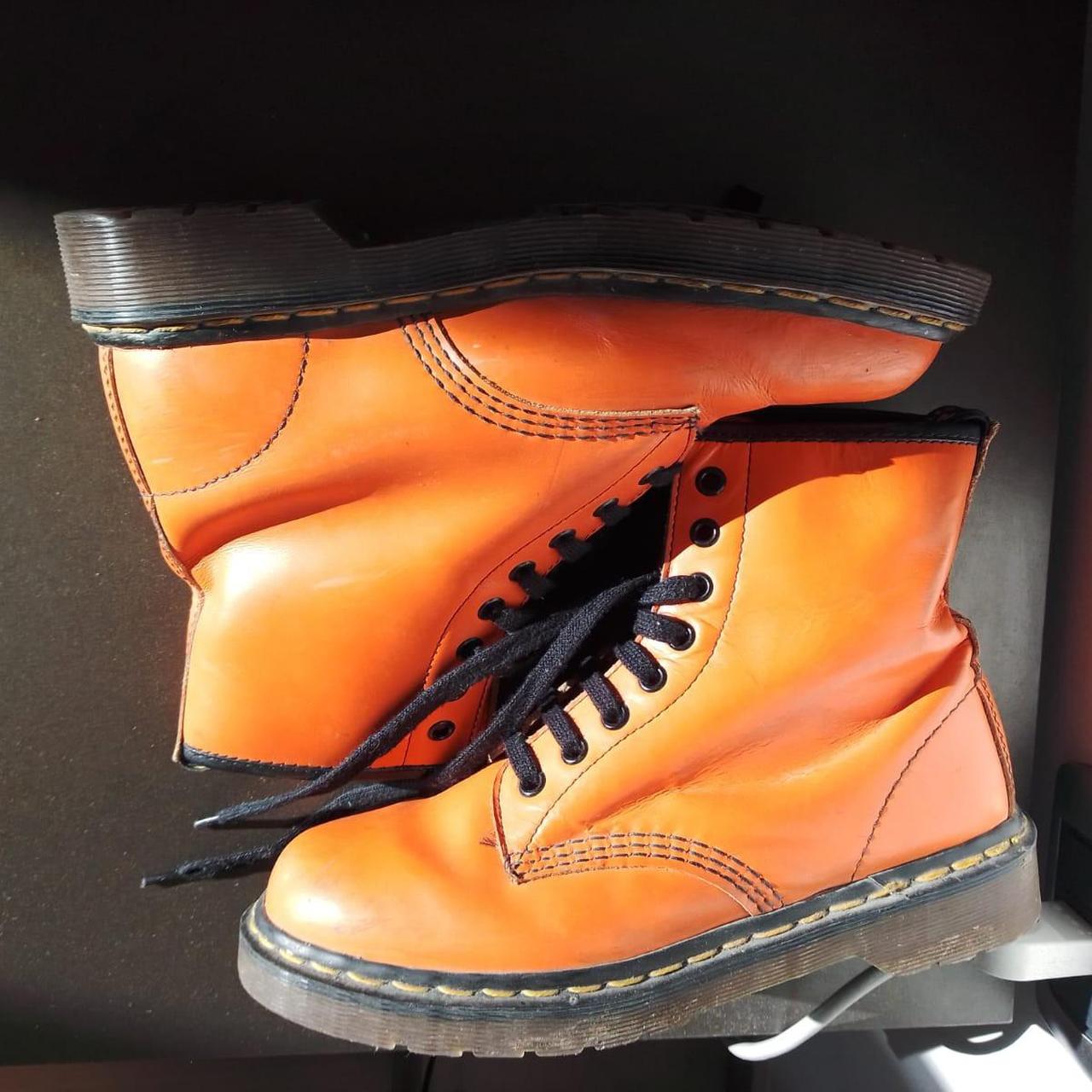 Dr martens sale arancioni