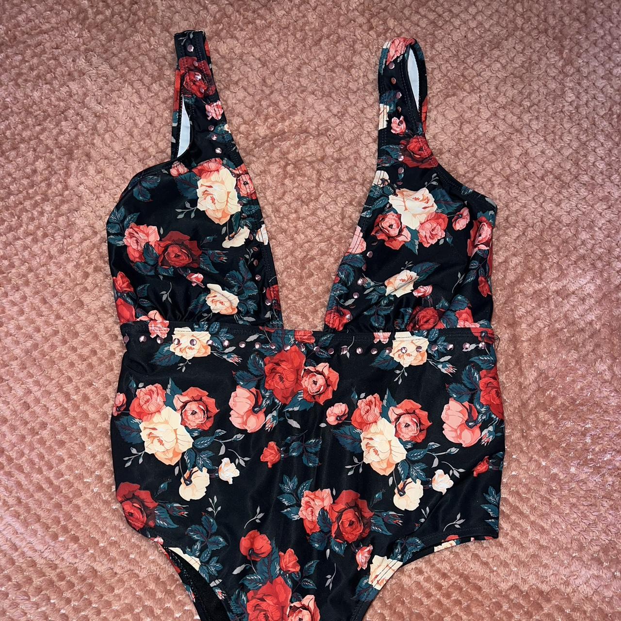 Beautiful swimming costume from primark never worn... Depop