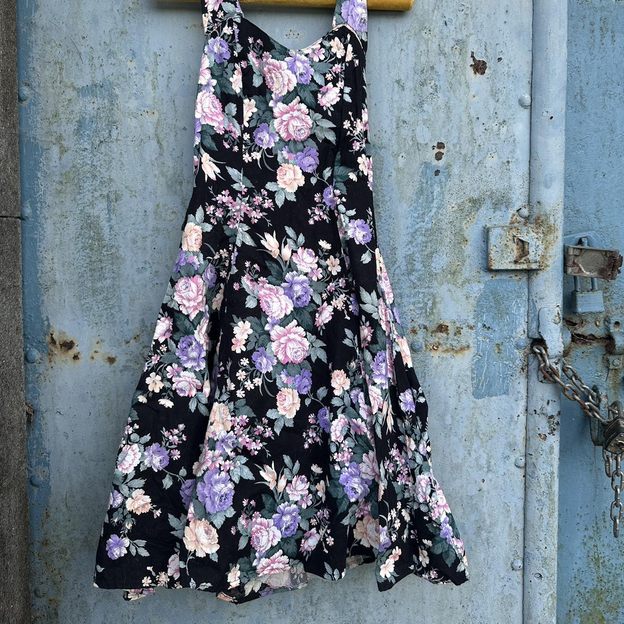 A byer shop floral dress