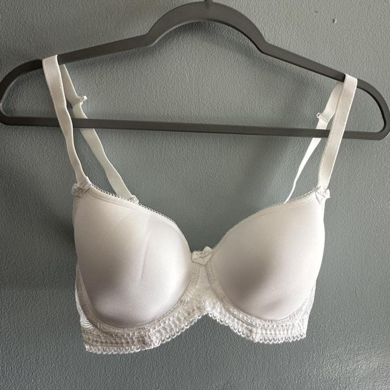 White bra from Panache size 28DDD (sister size 30DD)... - Depop