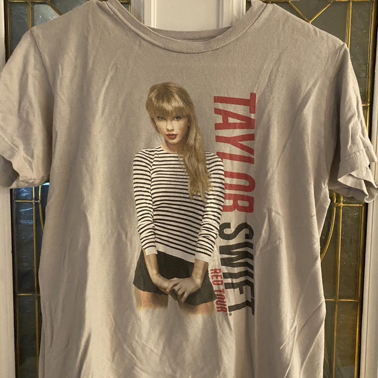 Taylor Swift Red Tour... - Depop