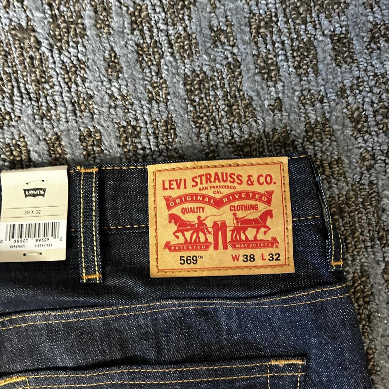 Levis best sale 569 38x32