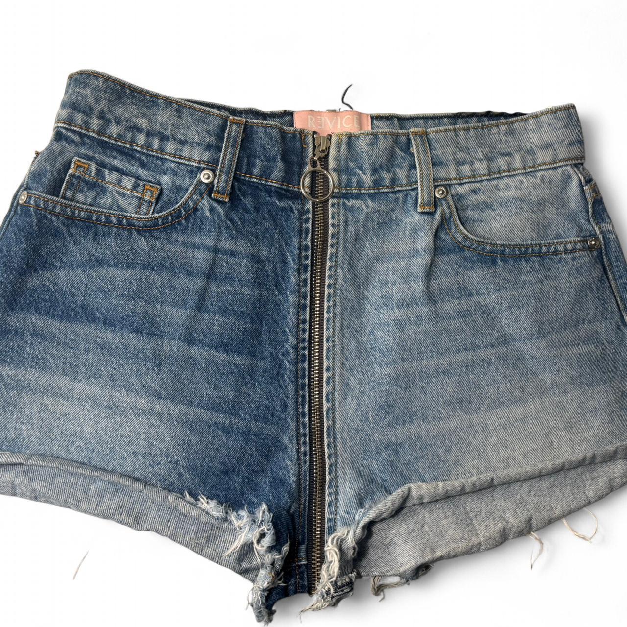 item listed by kaylalozzi