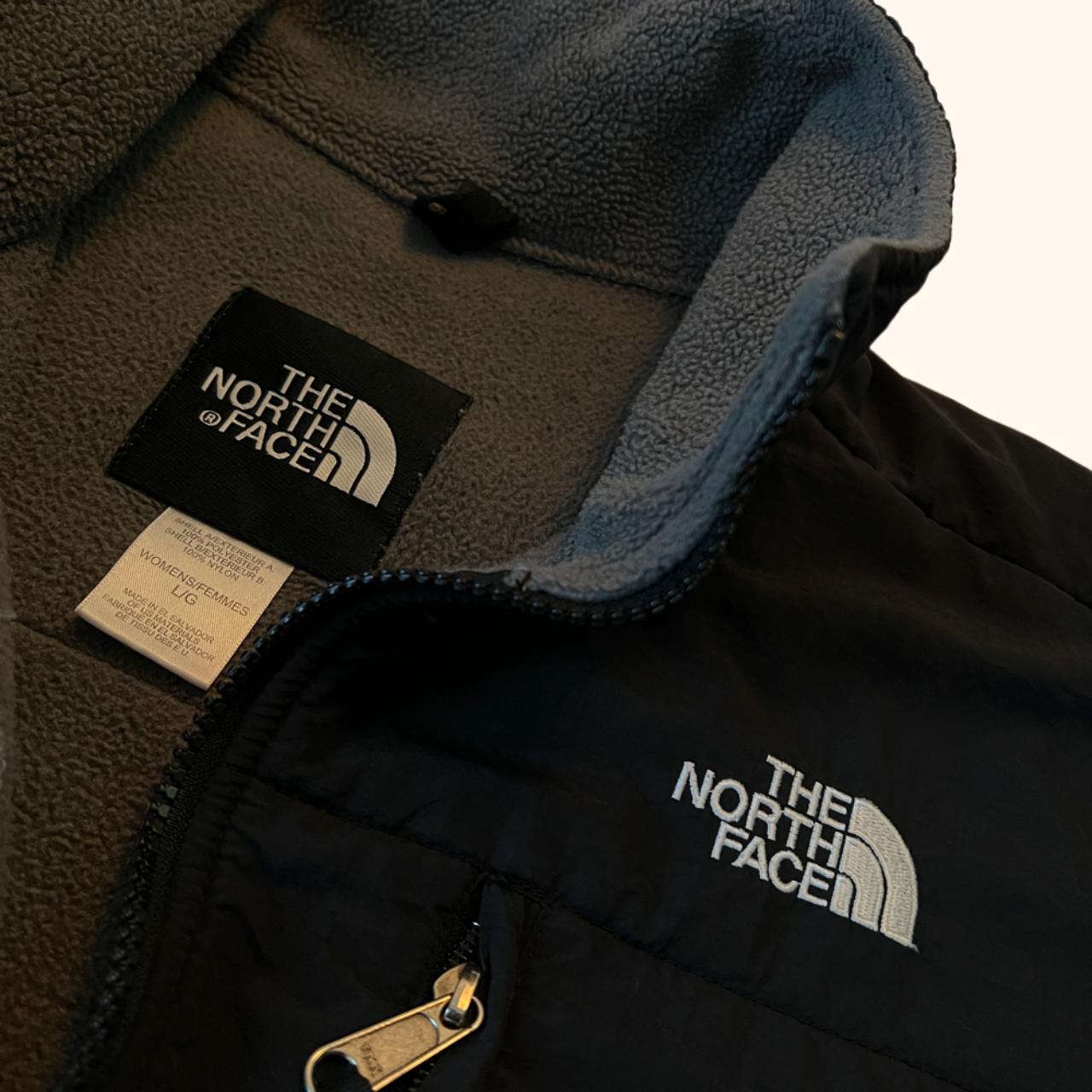 The North Face Men's Black and Grey Jacket (2)