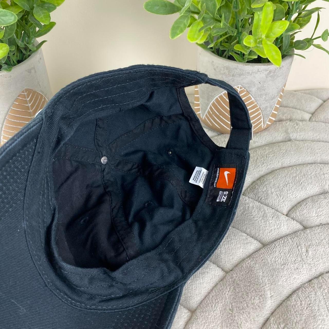 Nike Men's Black Hat Depop