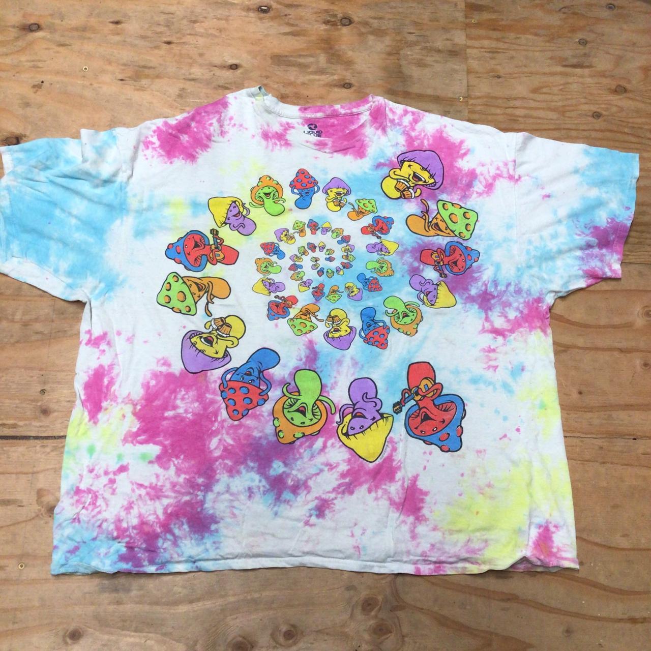 liquid blue Men’s Blue T-shirt | Depop