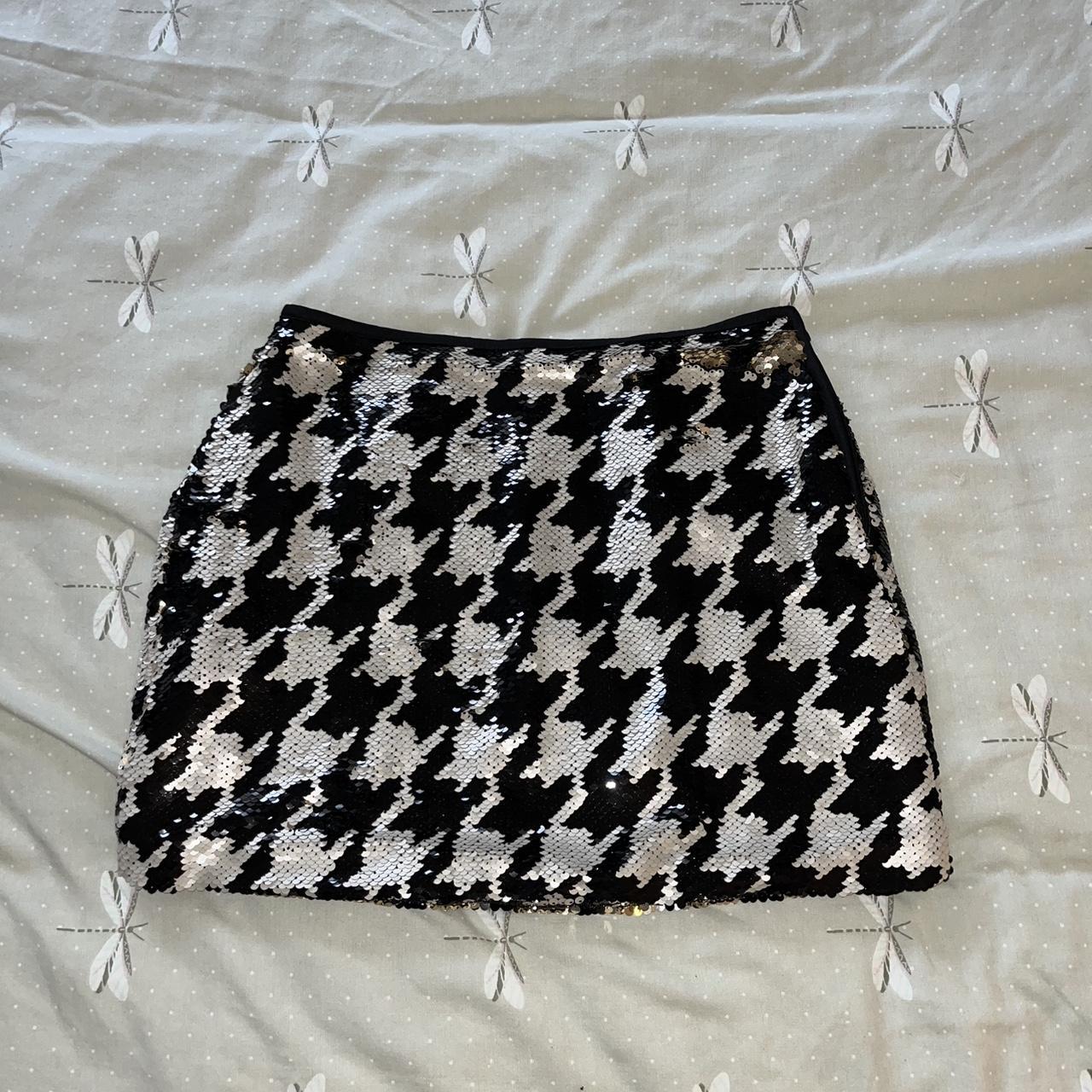 item listed by maisiesgarms