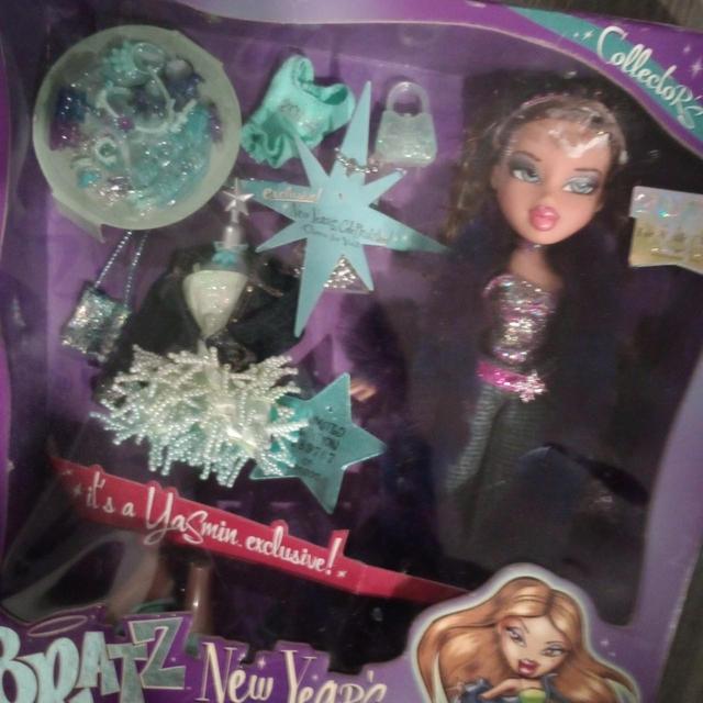 Unopened 2004 newest Bratz New Years Celebration LIMITED EDITION yasmin