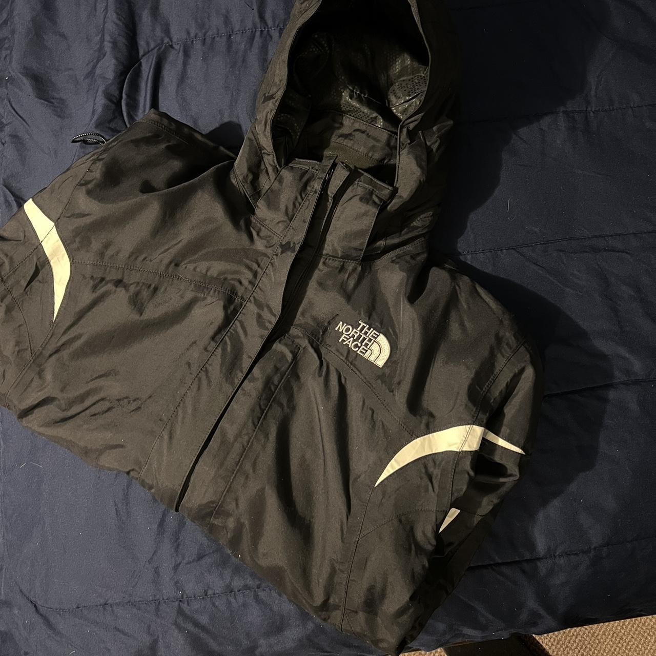 North face store coat hyvent