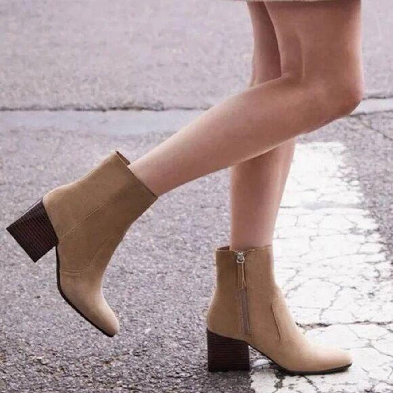 Sadie ankle boots in suede on sale