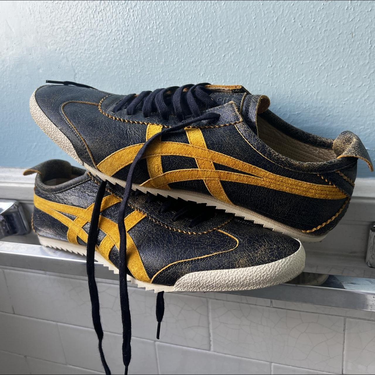 onitsuka tiger mustard