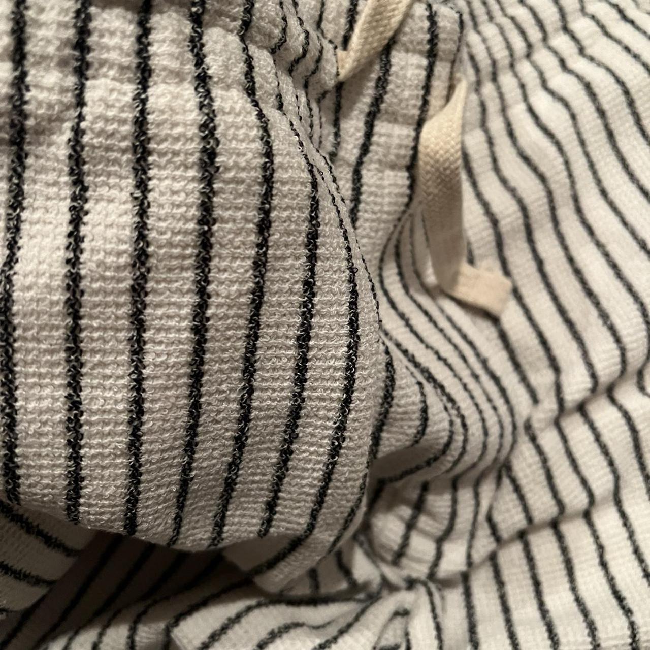 White Striped Zara Relaxed Fit pant Cloth material... Depop