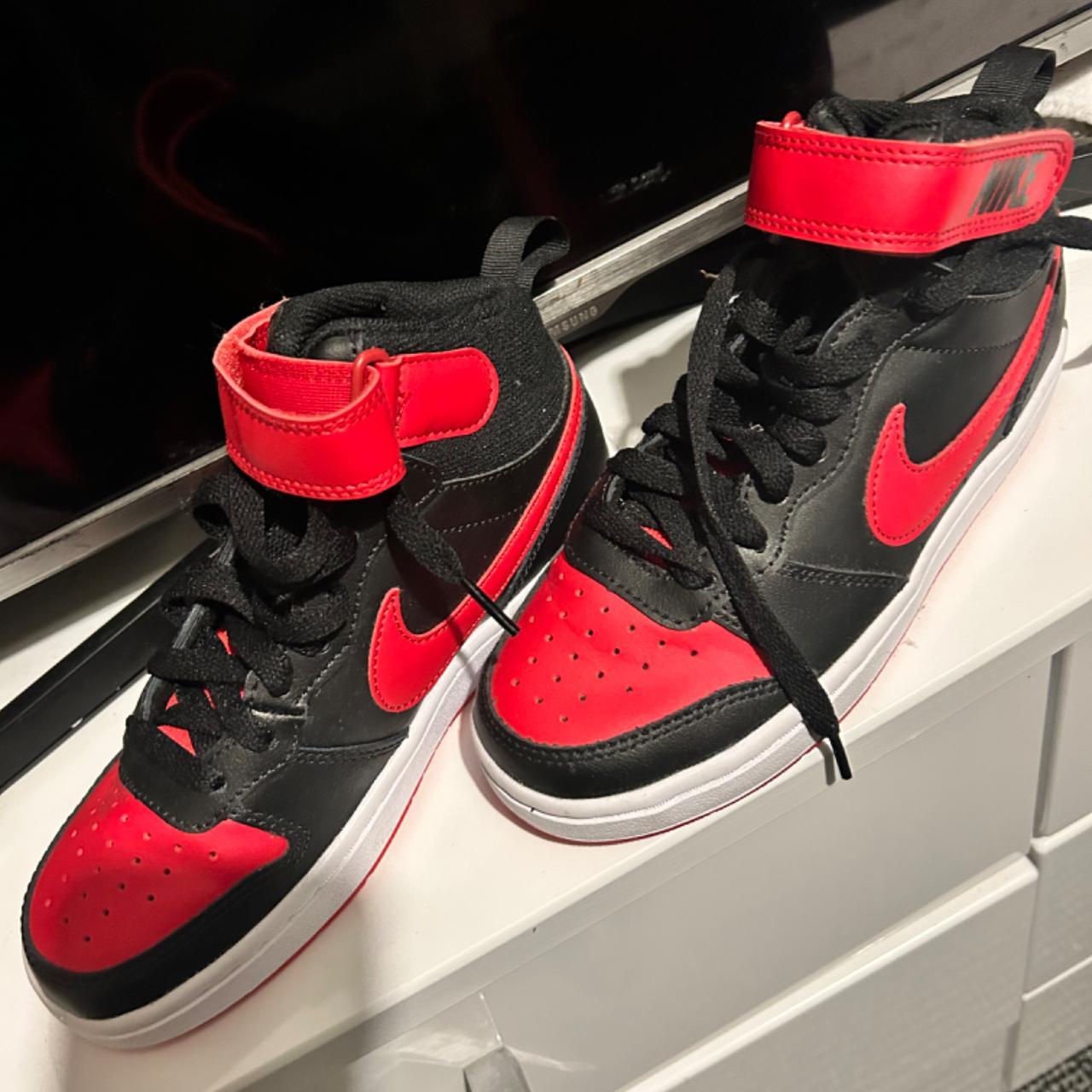 nike high top trainers size 3