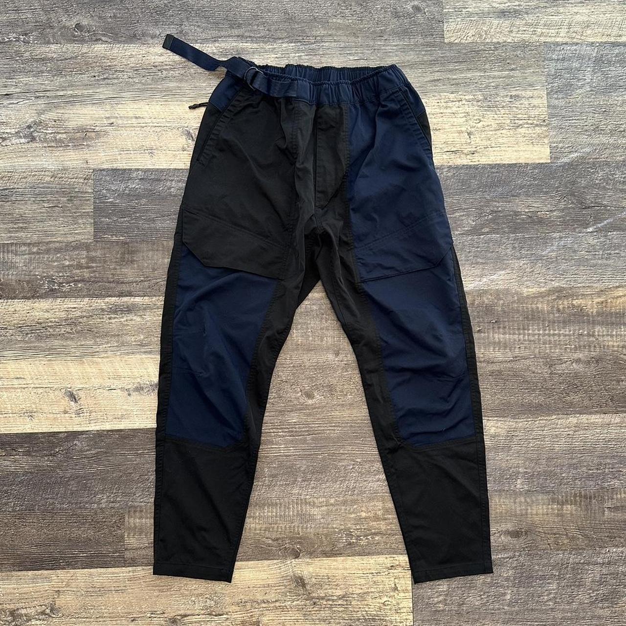 Nike Black and Navy Cargo Tapered Pant Sized Medium... - Depop