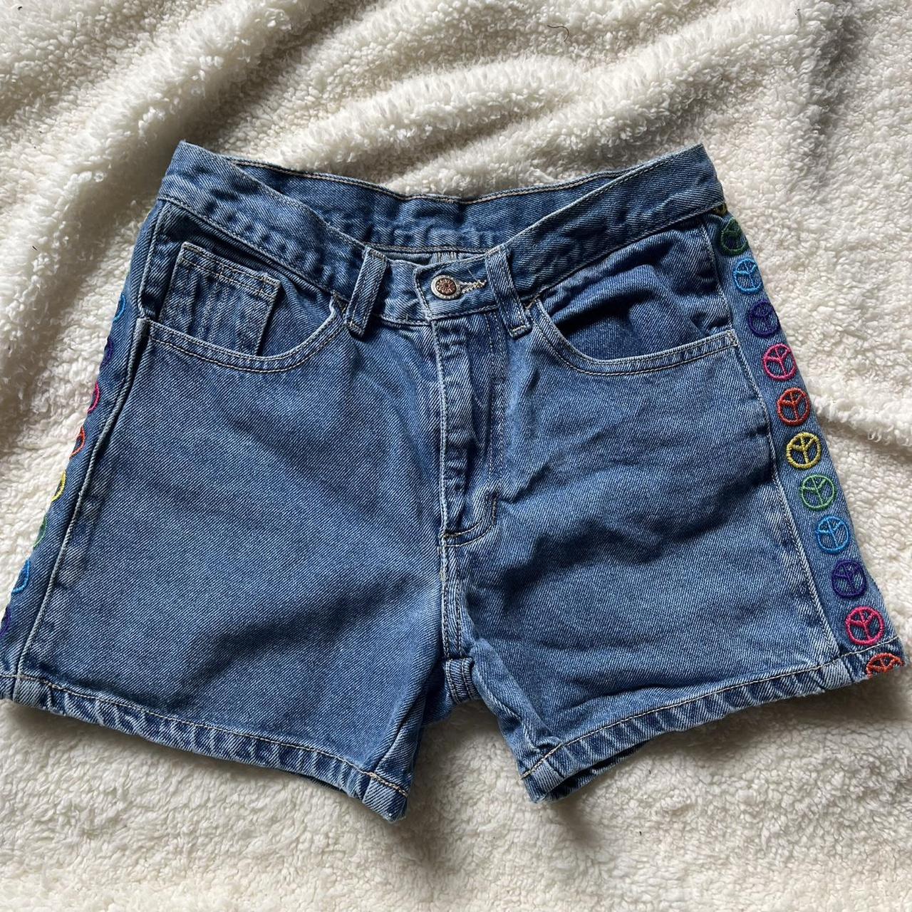 item listed by samanthakcloset