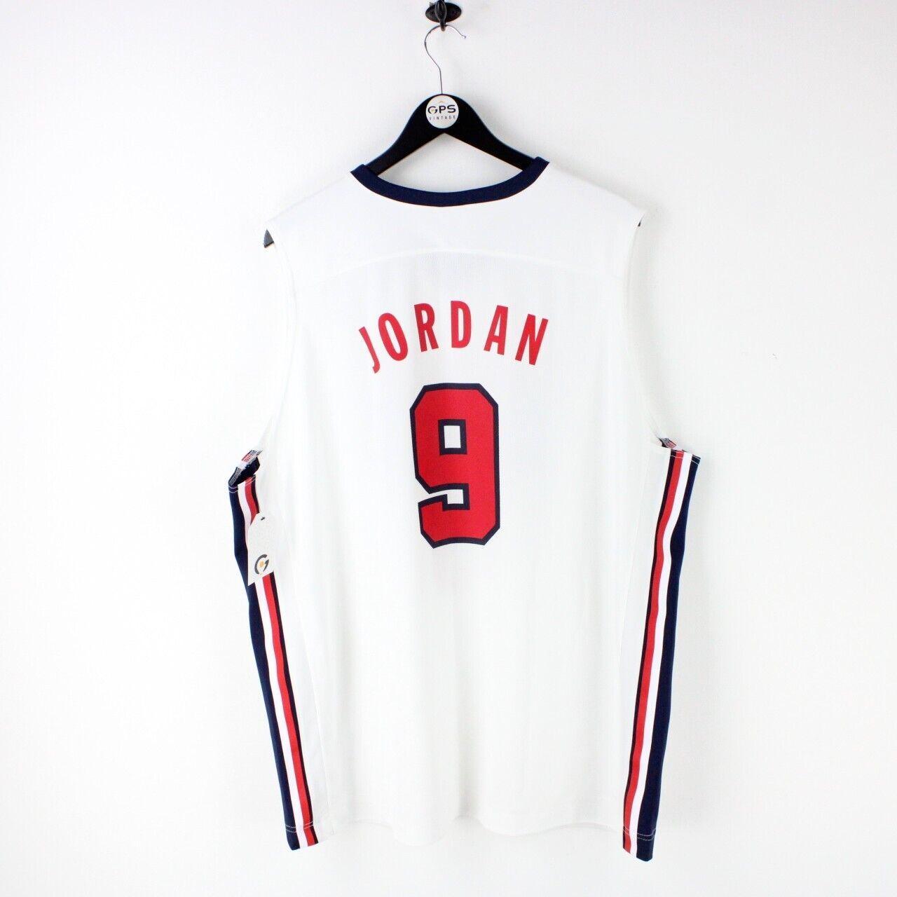 Nike Men's White Vest Depop