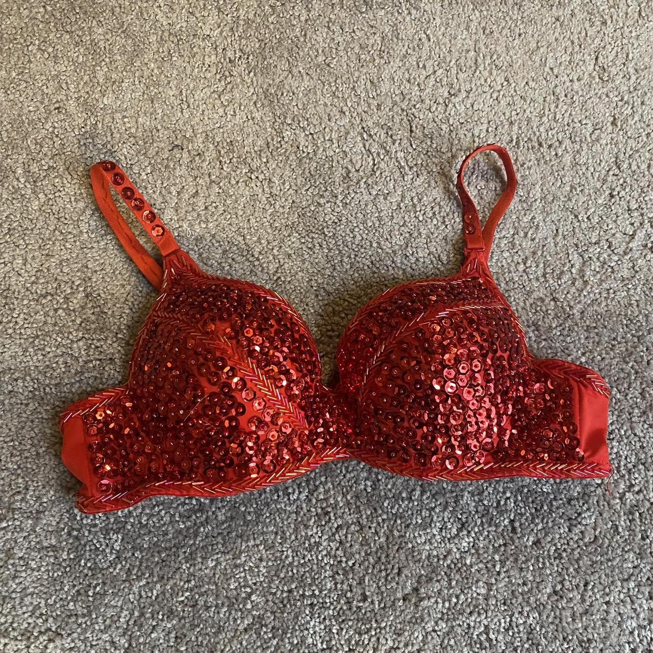 RED SPARKLY COSTUME BRA - roughly size 32-34 B extra - Depop