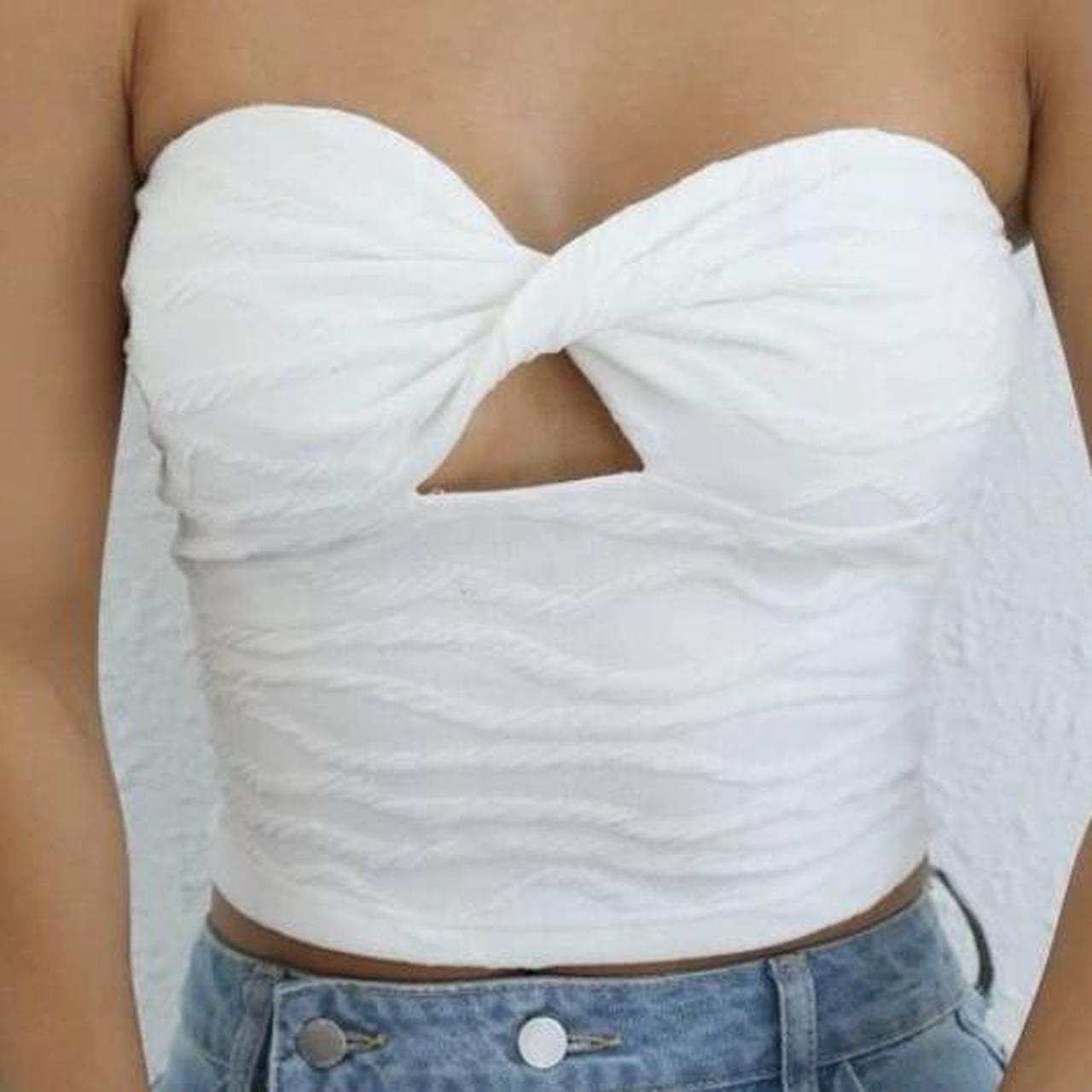 White patterned twist tube top - super comfy and... - Depop