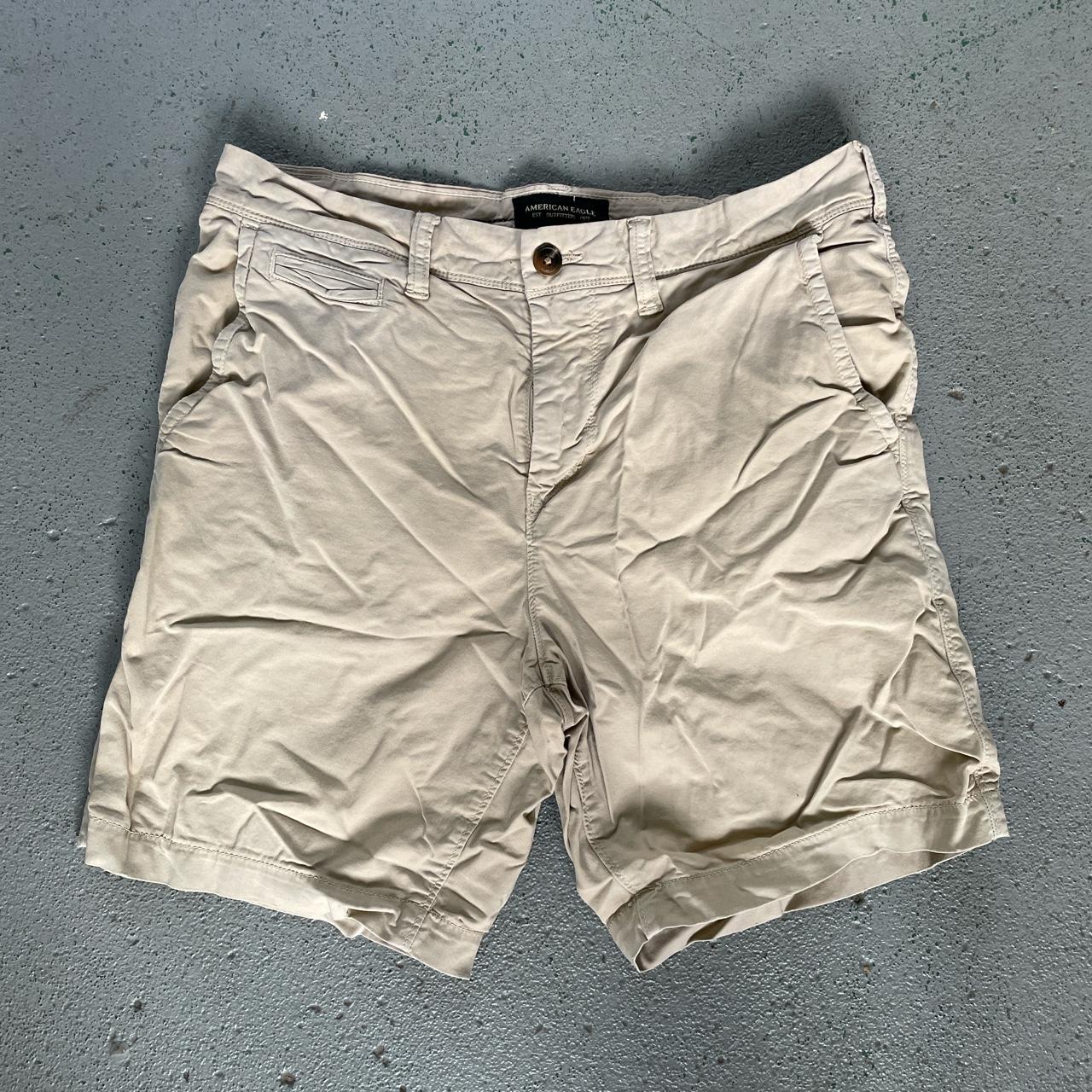 American Eagle Men's Khaki Shorts Depop