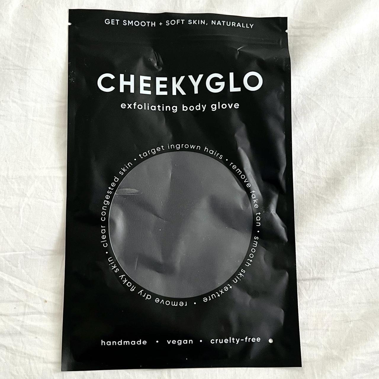 CHEEKY GLO exfoliating mit RRP 32 Brand... Depop