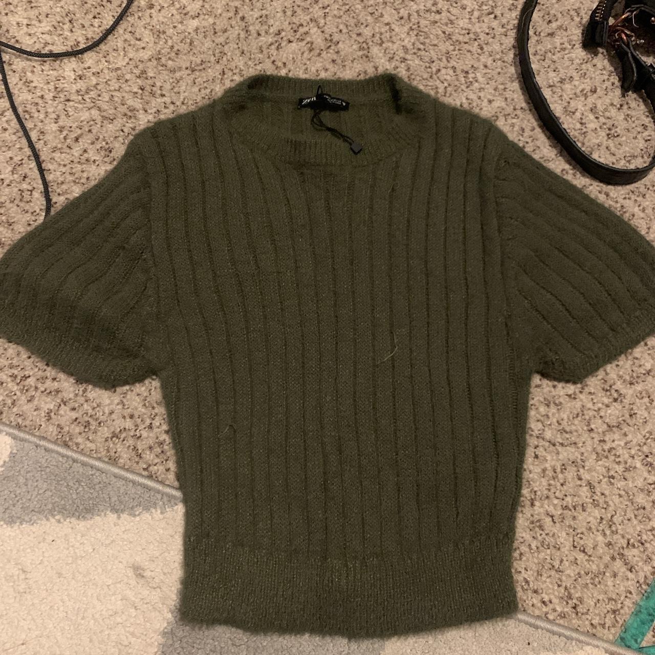 Khaki fuzzy Zara top Size 8/10 Great condition... Depop