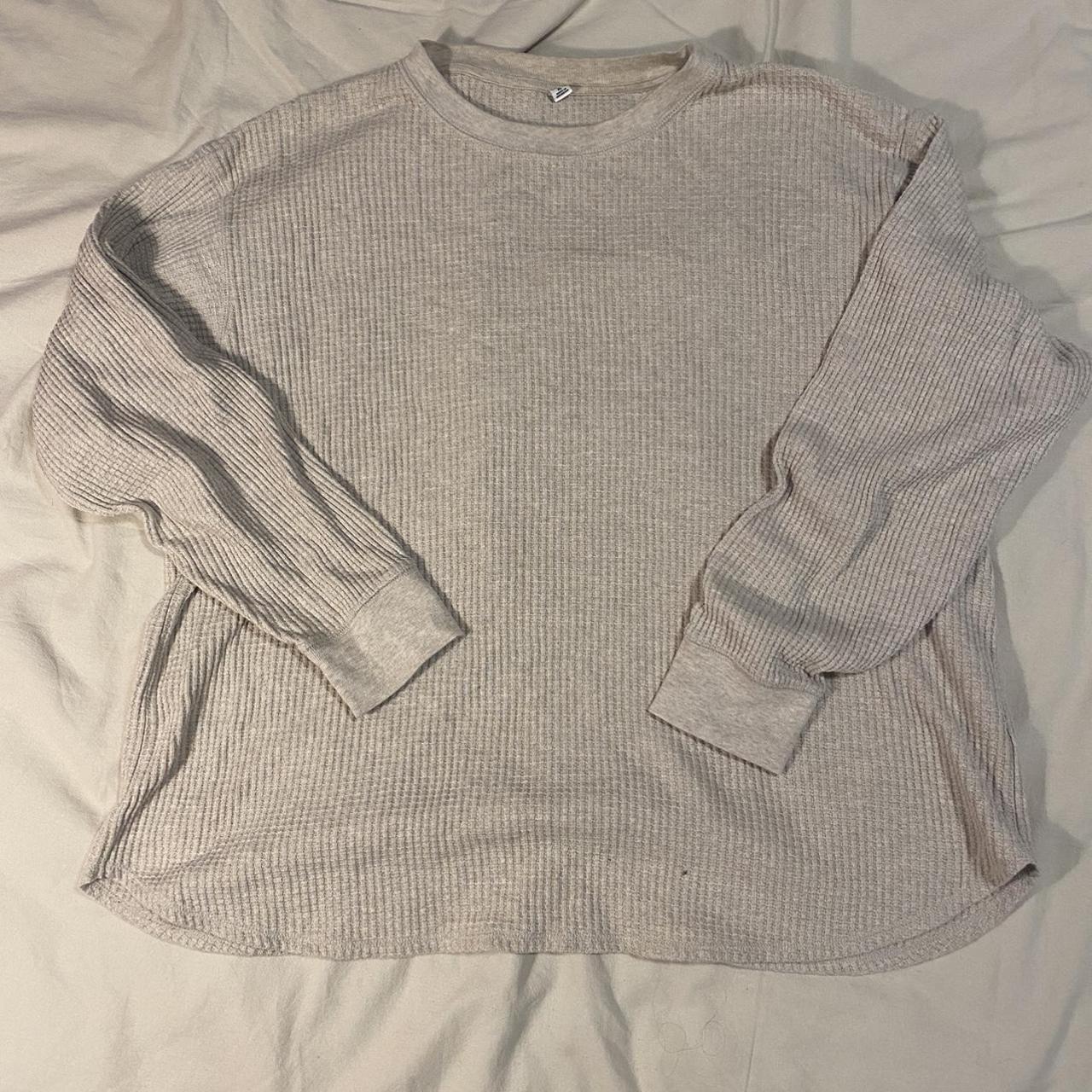 Uniqlo thermal shirt women’s XL. Nice cut, fits like... - Depop