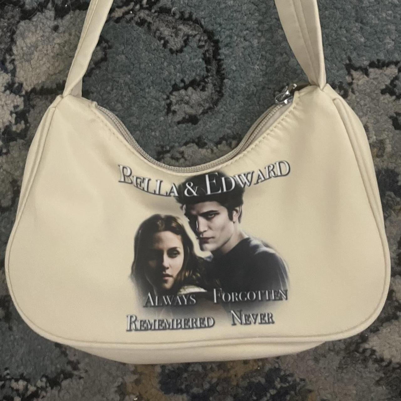 Bella and Edward, praying bag! Never worn! - Depop