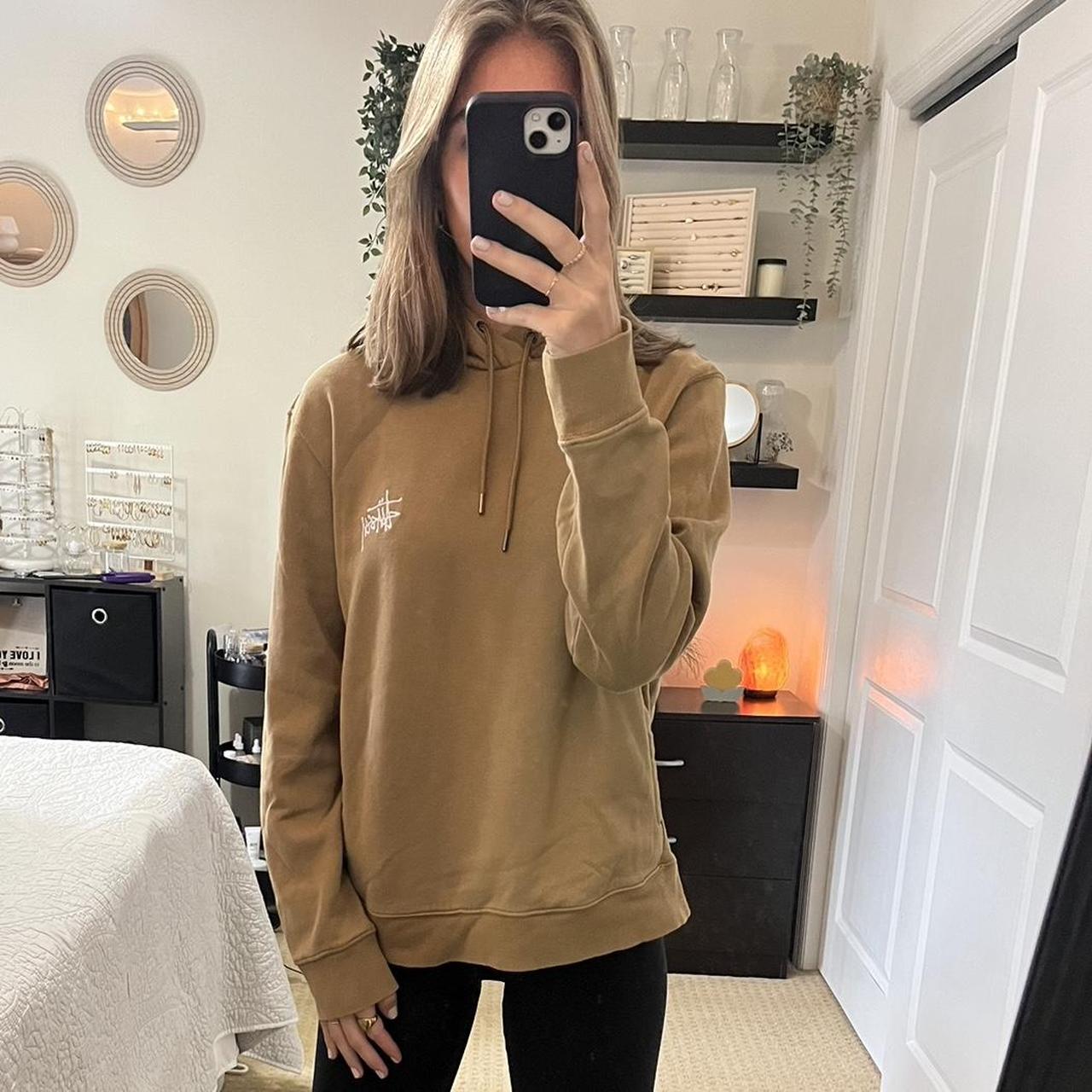 Brown Hoodie Outfit Ideas