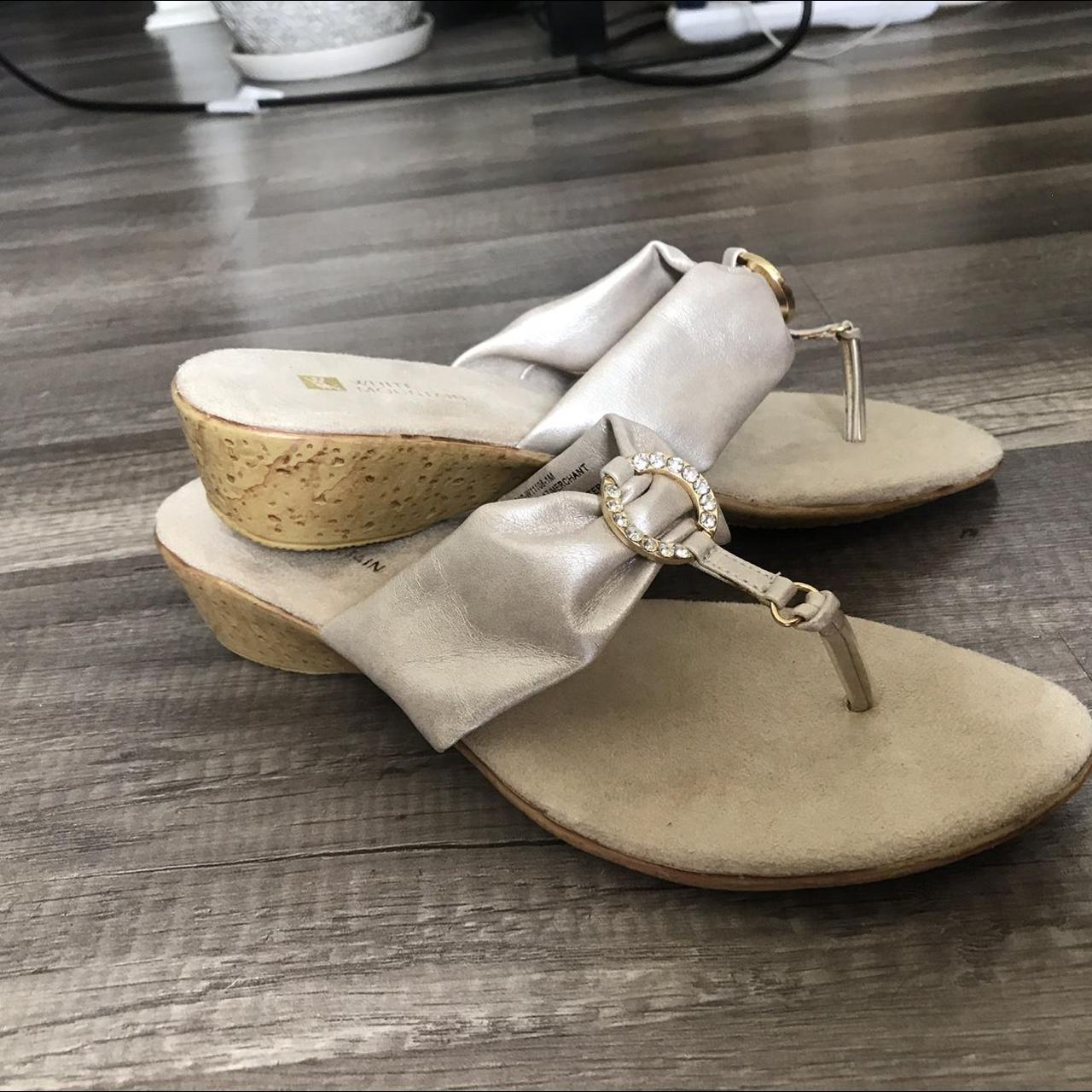 White mountain best sale gold sandals