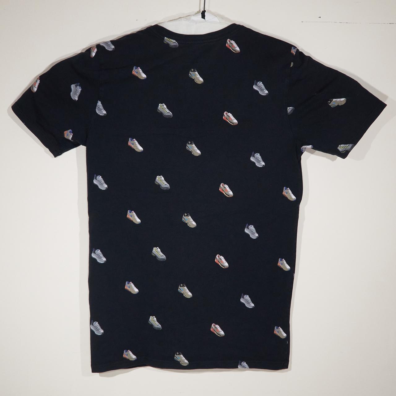 multicolor nike t shirt