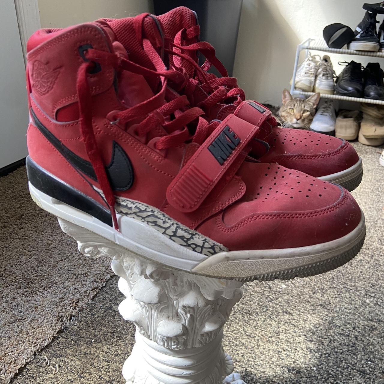 Nike Jordan Legacy ( Toro ) SIZE: outlet 10