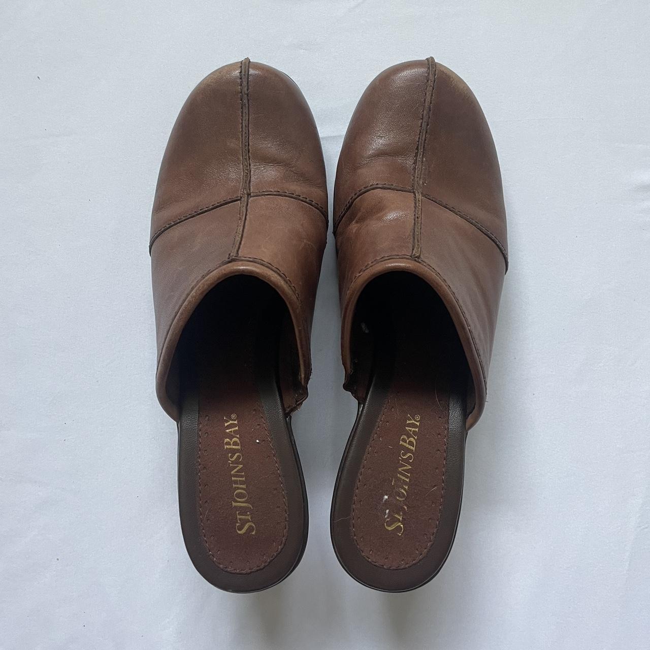 90s vintage brown leather loaf heels, size is an 8.5... - Depop