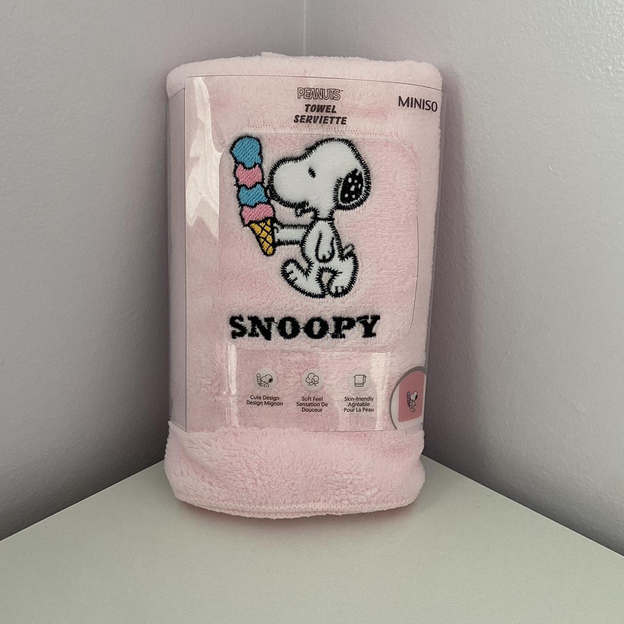 1999 Snoopy Dog House Filled With Candy Bonz, 50th - Depop