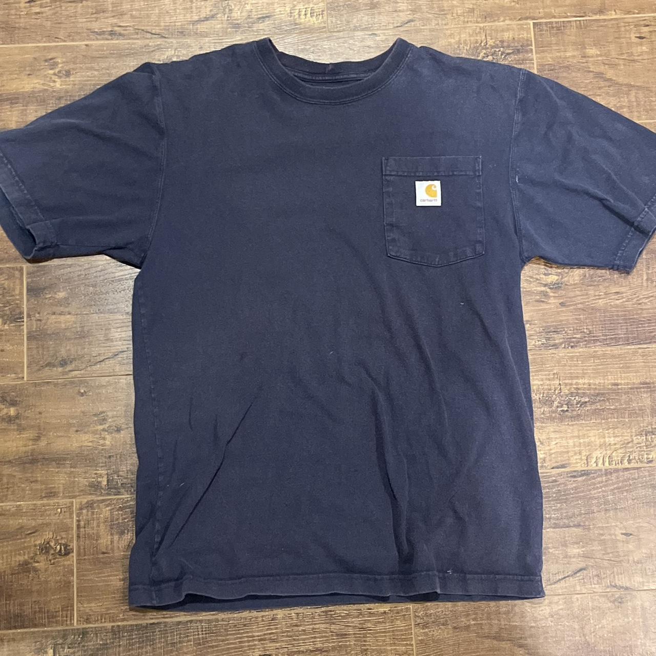 Carhart T-Shirt - Depop