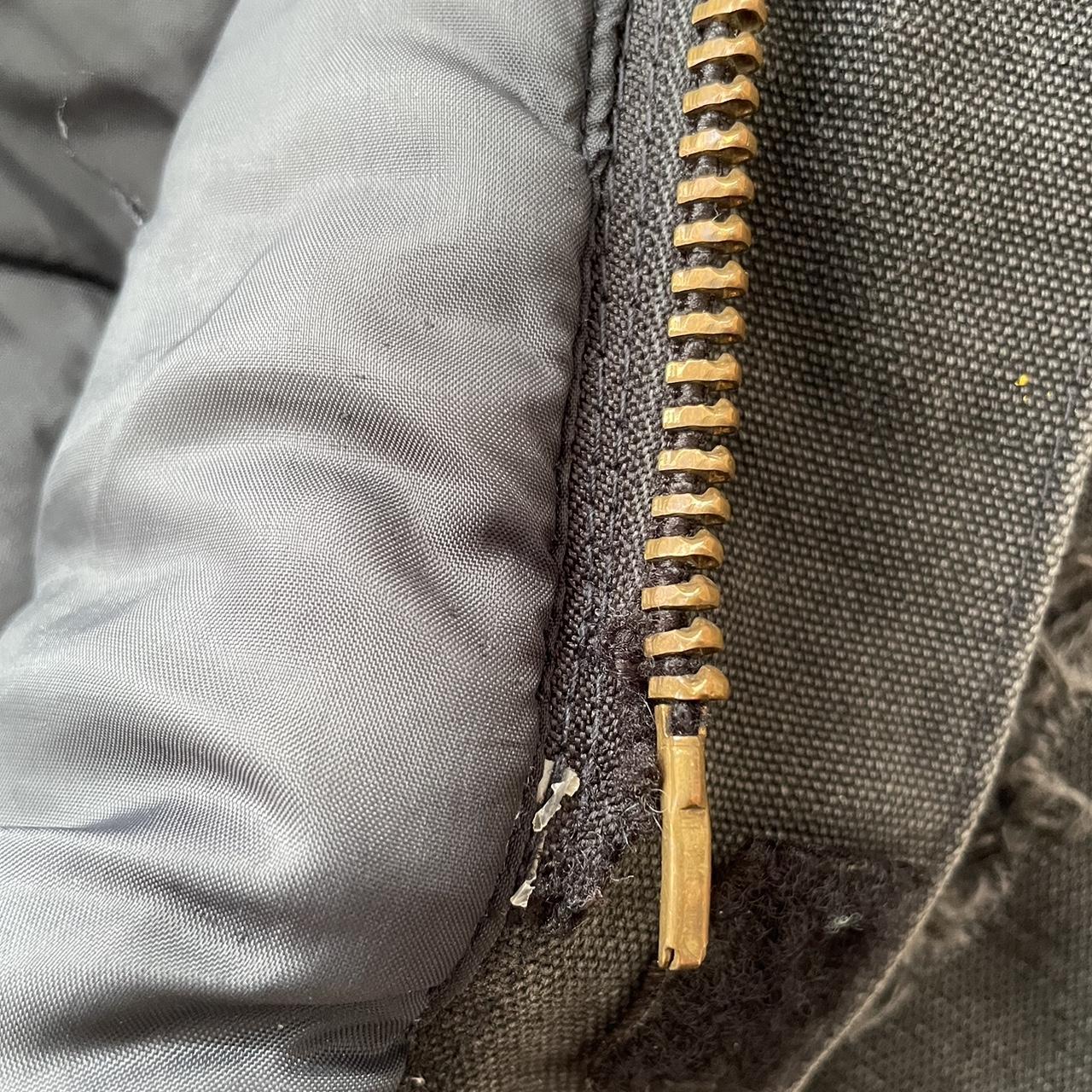 VINTAGE 90s CARHARTT JACKET SIZE L (ZIPPER DOESNT... Depop