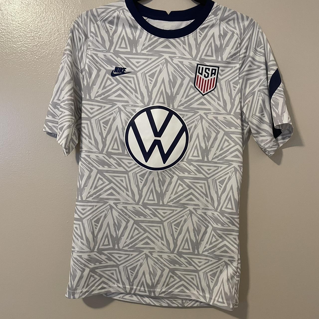 NIKE UNITED STATES SOCCER JERSEY SIZE S 18.5x27.5... - Depop