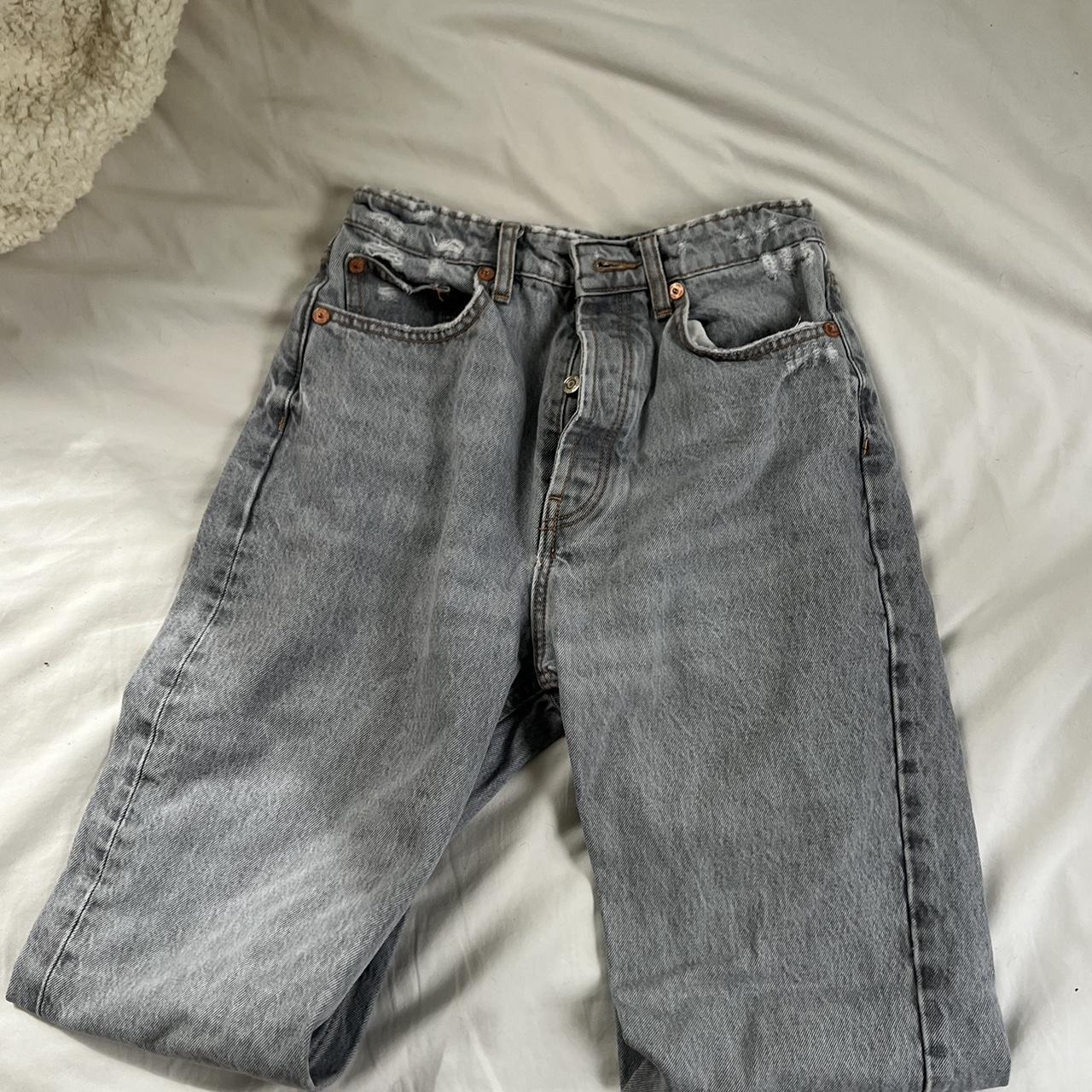 Zara straight leg jeans (size 4) These measure 12... - Depop