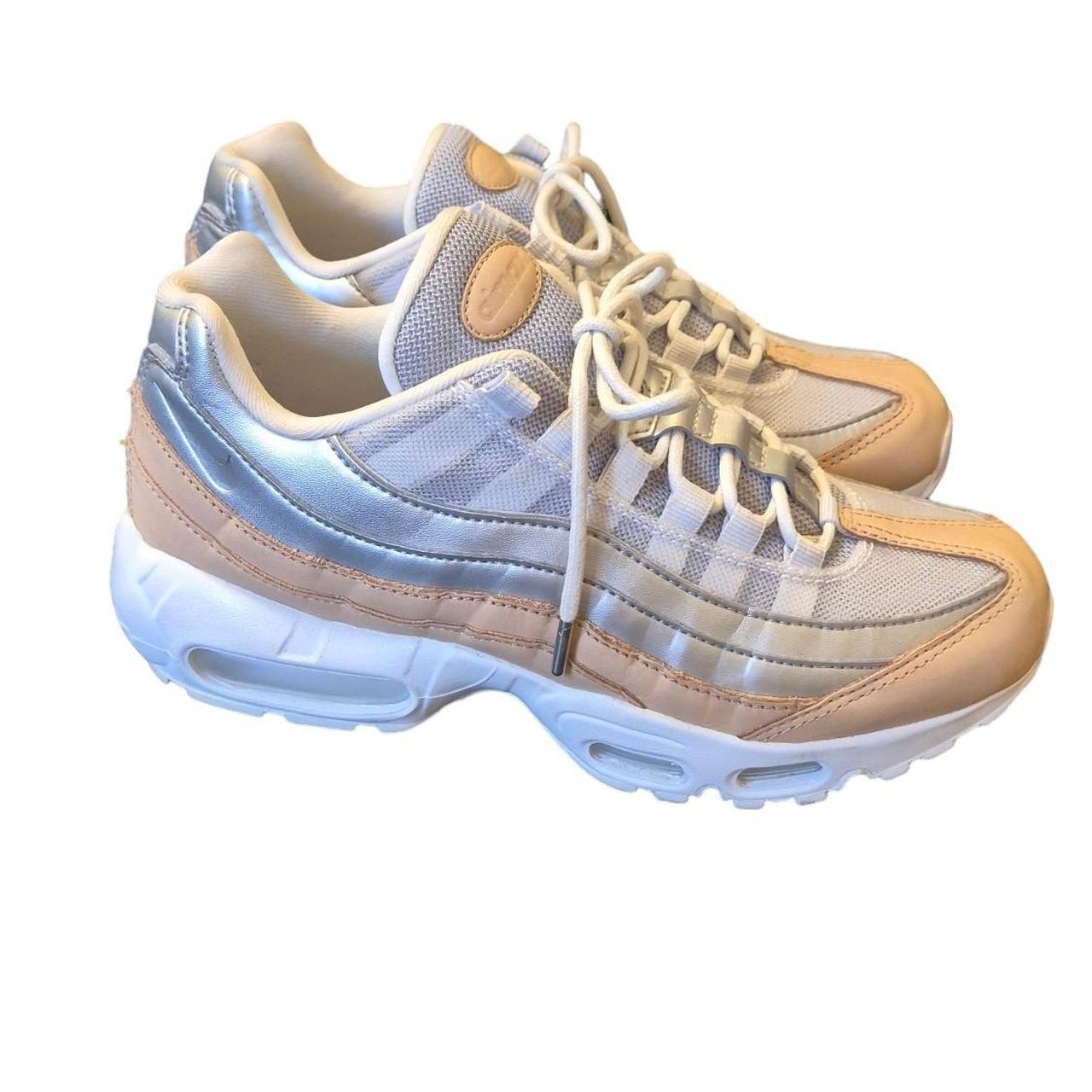 womens nike air max 95 se