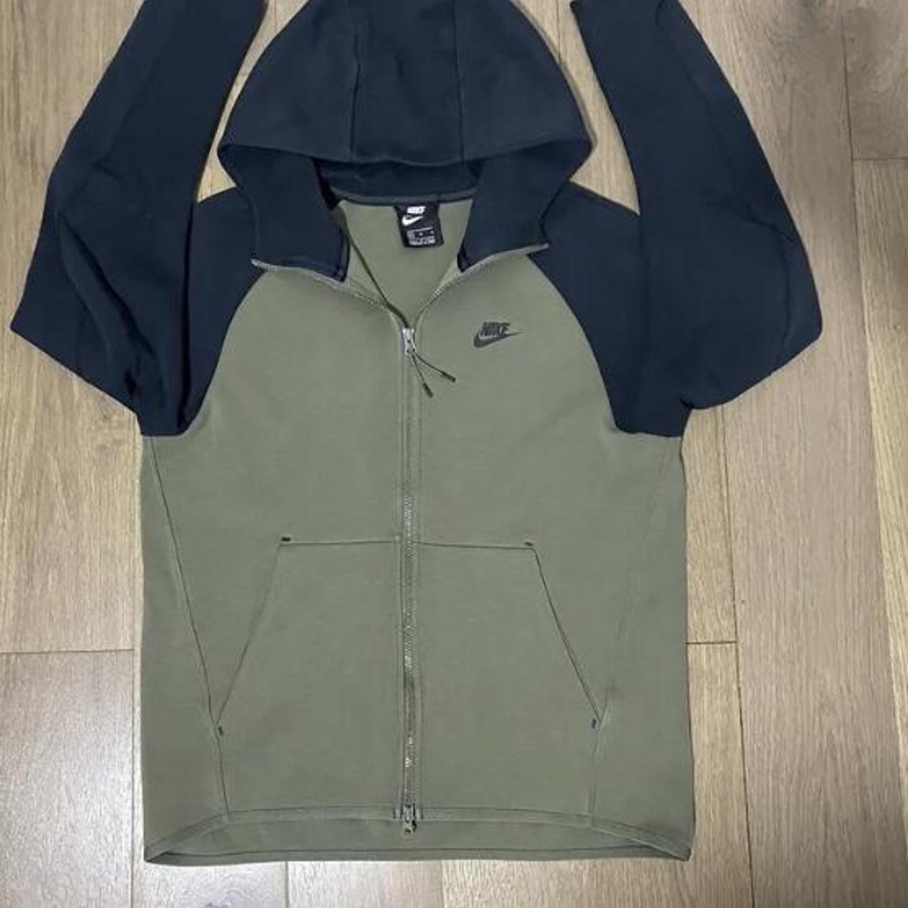 depop nike hoodie