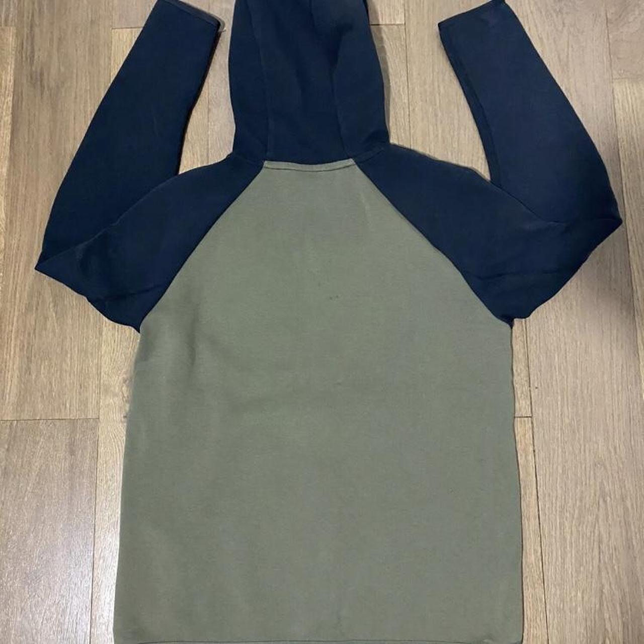 depop nike hoodie