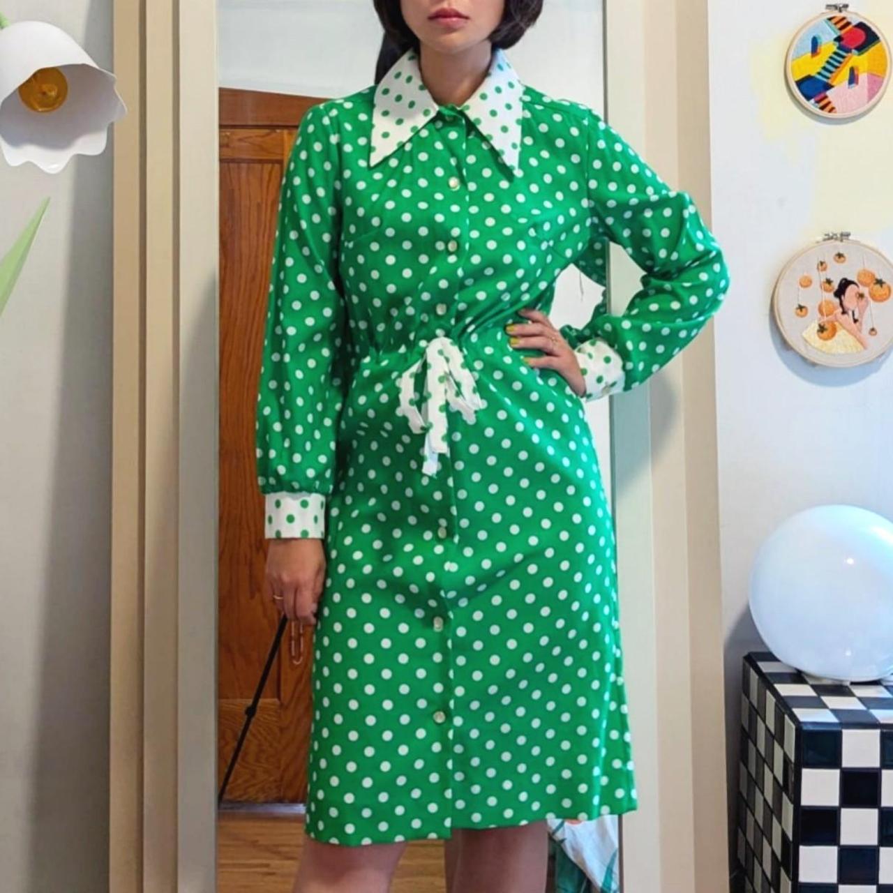 Polka dot dress 70s best sale