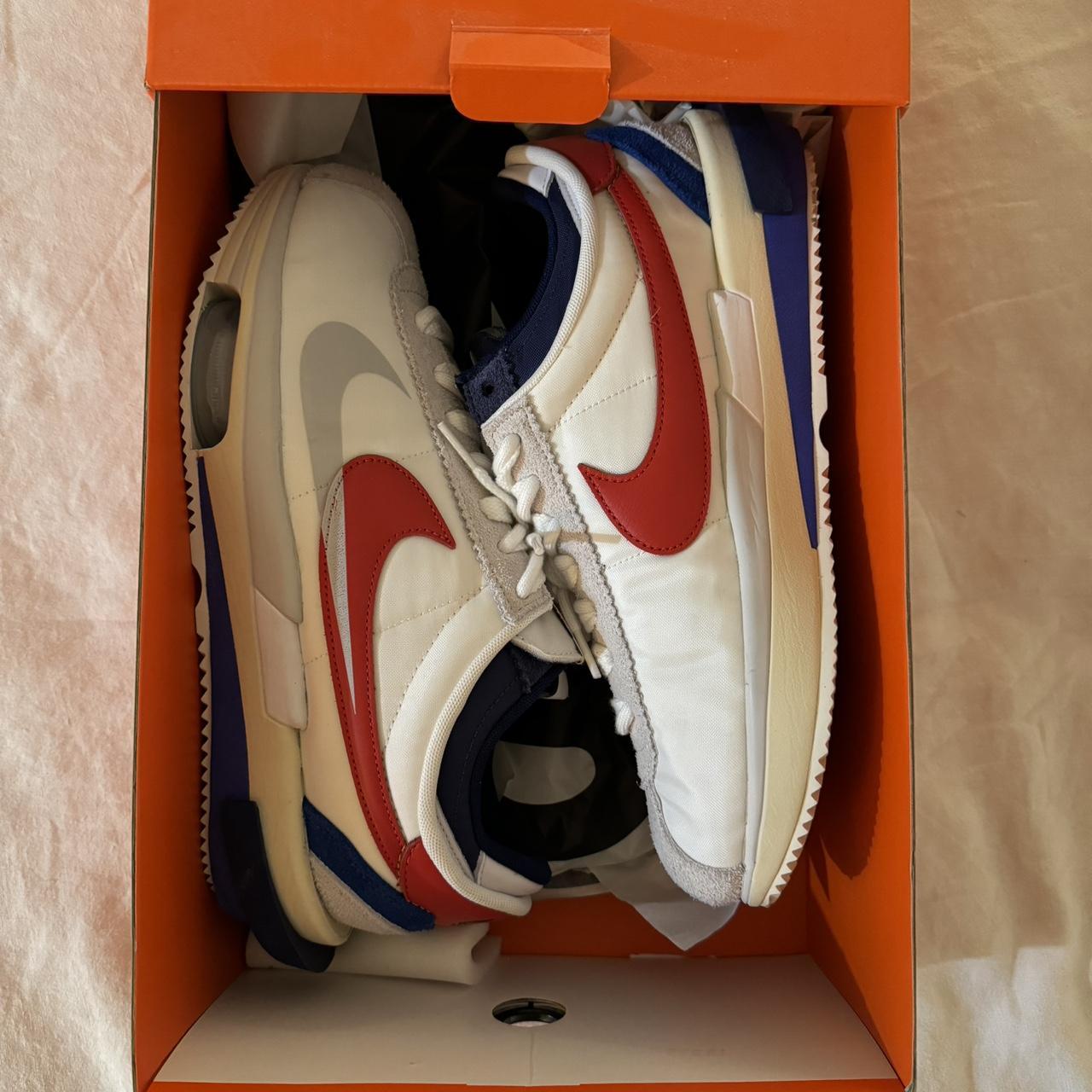 Nike sacai ssense best sale